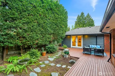 10527 23rd Avenue NE, Seattle, WA 98125 - Photo 24