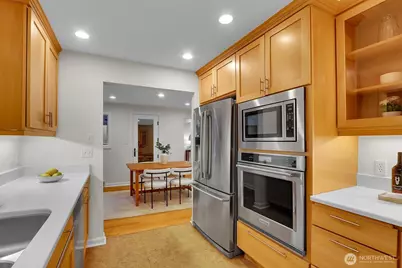 10527 23rd Avenue NE, Seattle, WA 98125 - Photo 10