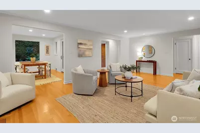 10527 23rd Avenue NE, Seattle, WA 98125 - Photo 6