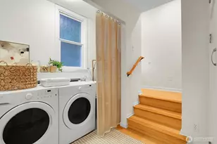 10527 23rd Ave NE, Seattle, WA 98125 - Photo 20