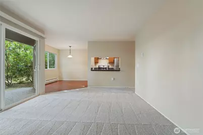 14620 NE 35th Street #105, Bellevue, WA 98007 - Photo 4