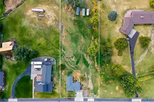 1015 W Whitman Dr, Walla Walla, WA 99362 - Photo 2