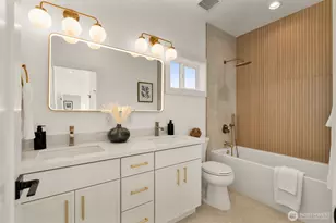 9251 Palatine Ave N, Seattle, WA 98103 - Photo 20