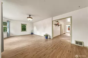 353 S 4th Ave, Walla Walla, WA 99362 - Photo 6