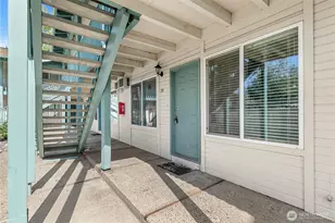 10 S Cove Ave, Wenatchee, WA 98801 - Photo 2