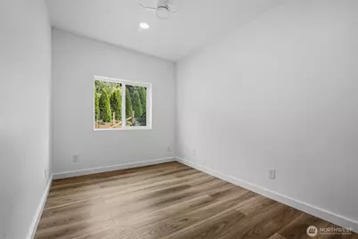 1930 NE Virginia Street, Bremerton, WA 98310 - Photo 30