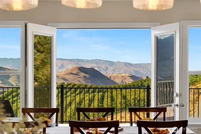 5342 Whispering Ridge Drive, Wenatchee, WA 98801 - Photo 4