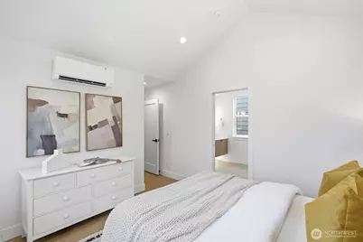 7533 31st Avenue NE, Seattle, WA 98115 - Photo 14