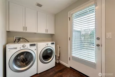 14213 Admiralty Way, Lynnwood, WA 98087 - Photo 18