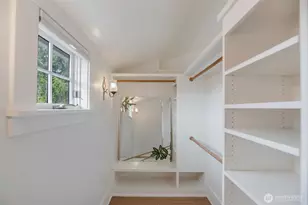 8057 12th Ave NE, Seattle, WA 98115 - Photo 18