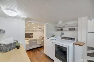 8057 12th Ave NE, Seattle, WA 98115 - Photo 22