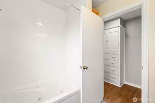 421 N Yakima Ave, Tacoma, WA 98403 - Photo 14