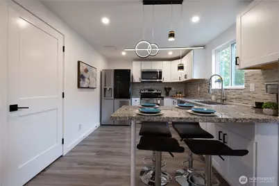 12756 Evanston Avenue N, Seattle, WA 98133 - Photo 4