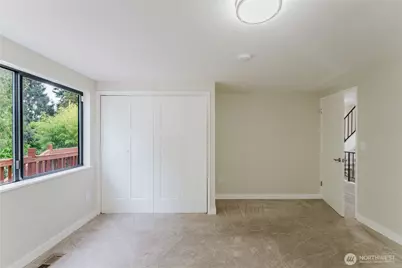 10050 13th Avenue NW, Seattle, WA 98177 - Photo 18
