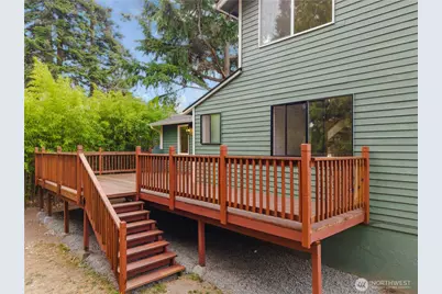 10050 13th Avenue NW, Seattle, WA 98177 - Photo 4