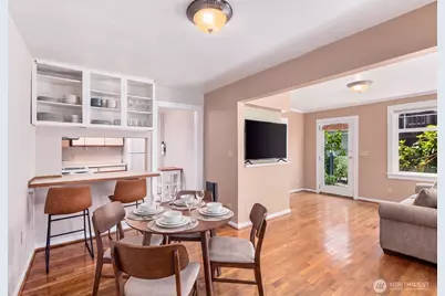 7741 1st Avenue NE, Seattle, WA 98115 - Photo 24
