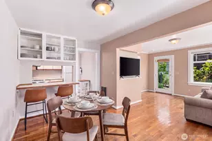 7741 1st Ave NE, Seattle, WA 98115 - Photo 24