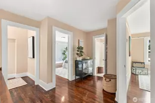 7741 1st Ave NE, Seattle, WA 98115 - Photo 14