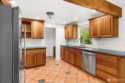 6391 NE Tolo Road, Bainbridge Island, WA 98110 - Photo 14