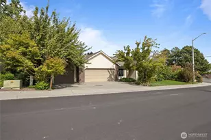 102 View Meadows Ct, Richland, WA 99352 - Photo 6