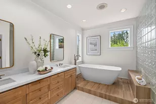 3402 West LK Sammamish Pkwy NE, Redmond, WA 98052 - Photo 12