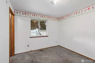15912 67th Street Ct E, Sumner, WA 98390 - Photo 16