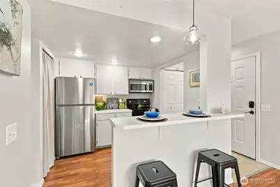 1410 W Casino Road #B13, Everett, WA 98204 - Photo 6
