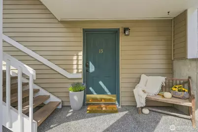 1410 W Casino Road #B13, Everett, WA 98204 - Photo 2