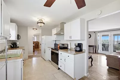 4289 Joann Drive NE, Moses Lake, WA 98837 - Photo 10