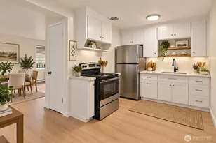 13525 Wallingford Ave N, Seattle, WA 98133 - Photo 6