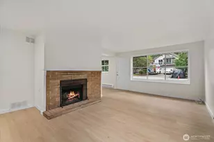 13525 Wallingford Ave N, Seattle, WA 98133 - Photo 4