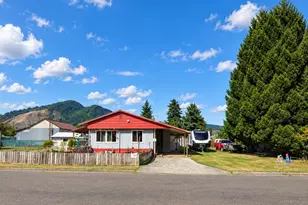 344 Temple Ave, Morton, WA 98356 - Photo 8