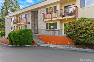 330 Elm St, Everett, WA 98203 - Photo 1