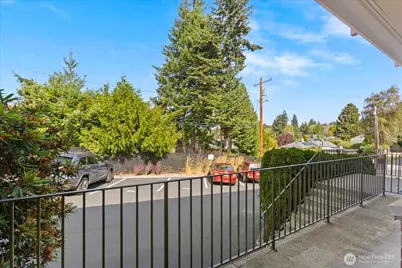 330 Elm Street #205, Everett, WA 98203 - Photo 22