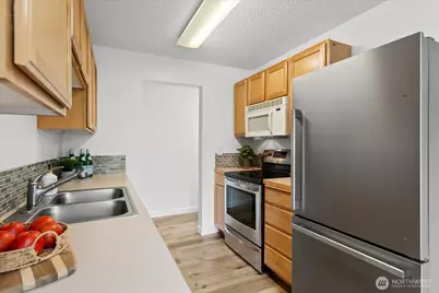 330 Elm Street #205, Everett, WA 98203 - Photo 10