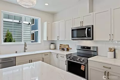 263 NW 42nd Street, Seattle, WA 98107 - Photo 6