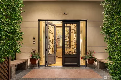 2 Crescent Key SE, Bellevue, WA 98006 - Photo 4