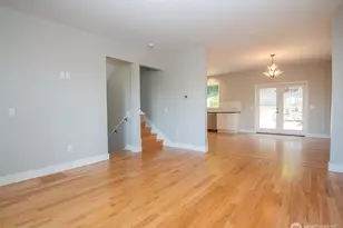 5110 Palatine Ave N, Seattle, WA 98103 - Photo 4