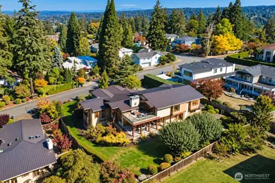 9641 NE 29th Street, Clyde Hill, WA 98004 - Photo 34