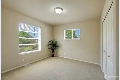 19130 NE 65th Way, Redmond, WA 98052 - Photo 4