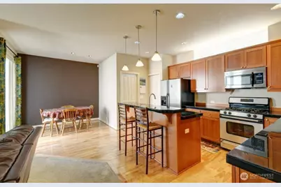 19130 NE 65th Way, Redmond, WA 98052 - Photo 14