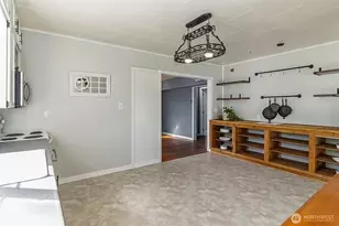 410 Burrows Ln, Sedro Woolley, WA 98284 - Photo 12