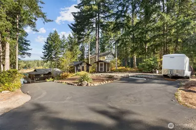 281 NE Lakeshore Drive S, Belfair, WA 98588 - Photo 32