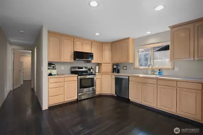 281 NE Lakeshore Drive S, Belfair, WA 98588 - Photo 4
