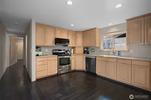 281 NE Lakeshore Dr S, Belfair, WA 98588 - Photo 4