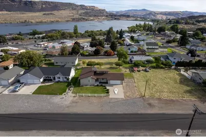 32 Electric Boulevard, Electric City, WA 99123 - Photo 10
