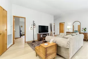 849 SE Marine Dr, College Place, WA 99324 - Photo 6