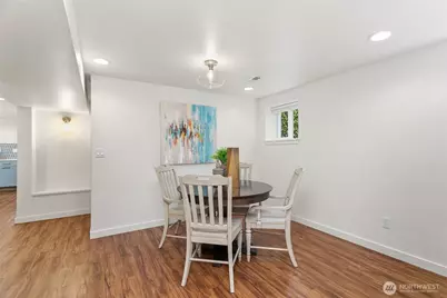 768 N 75th Street, Seattle, WA 98103 - Photo 22