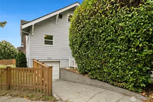 768 N 75th St, Seattle, WA 98103 - Photo 34