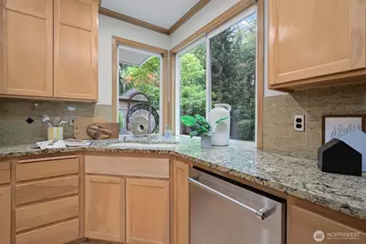 26998 SE 22nd Way, Sammamish, WA 98075 - Photo 10